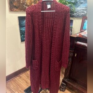 Identity wraparound sweater size large in GUC